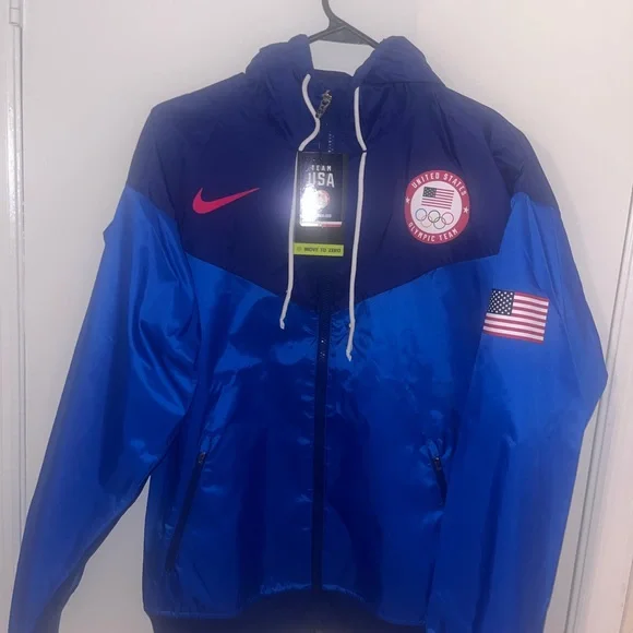 COPY - Nike Jacket - Picture 3 of 6